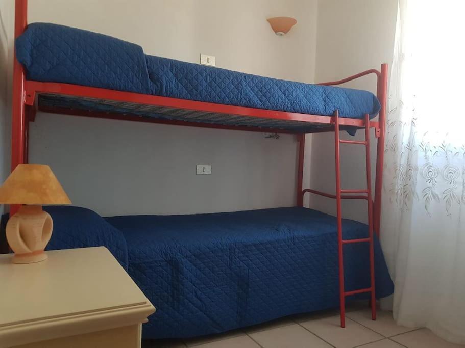 Casa A Pochi Minuti Dalla Spiaggia Di Vignola Vignola Mare Luaran gambar